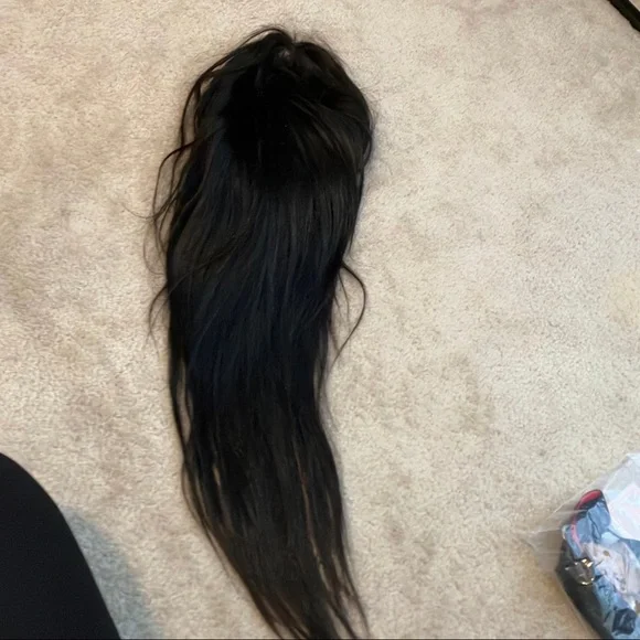 24 Inch Glueless Body Wave Lace Frontal - Picture 3 of 4